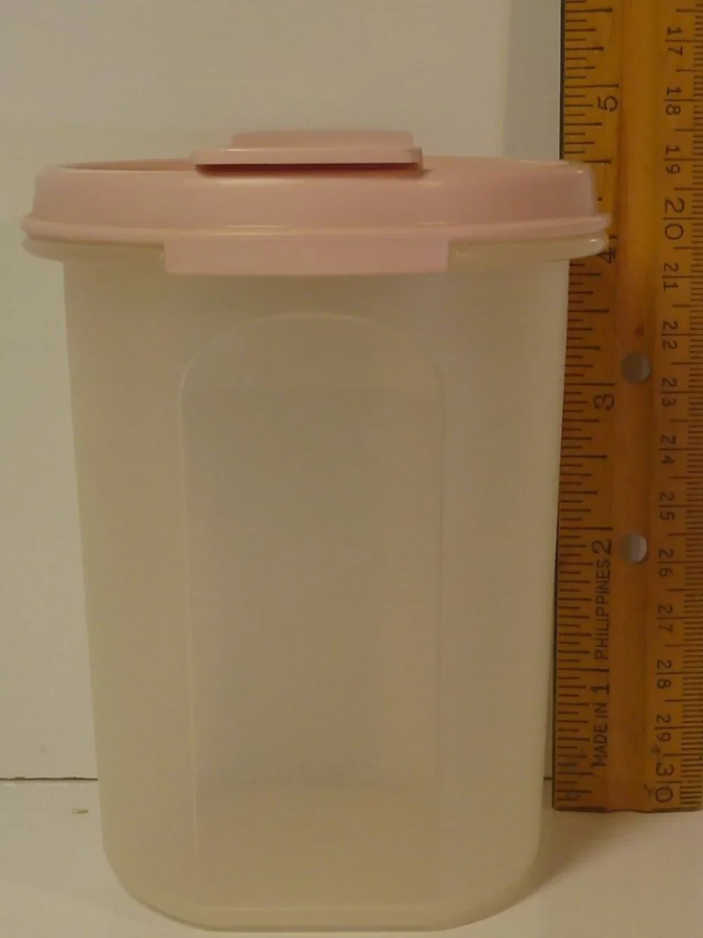 NOS Vintage Tupperware Modular Mates Round 2 Shaker Canister Pink Lid 1606